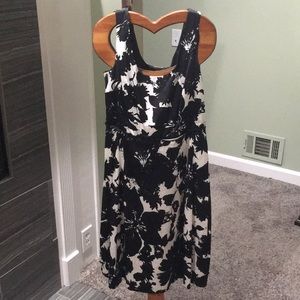 Black and White Rayon Dress with Pockets
